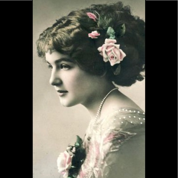 Cast Iron 2 Hook Wall Plaque-European Lady #2 - Picture 12 of 12